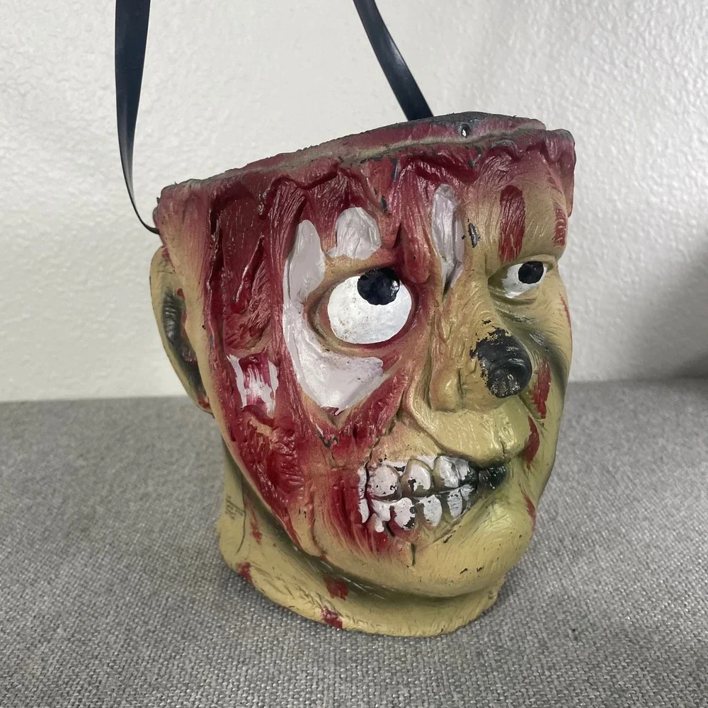 N/A vintage zombie